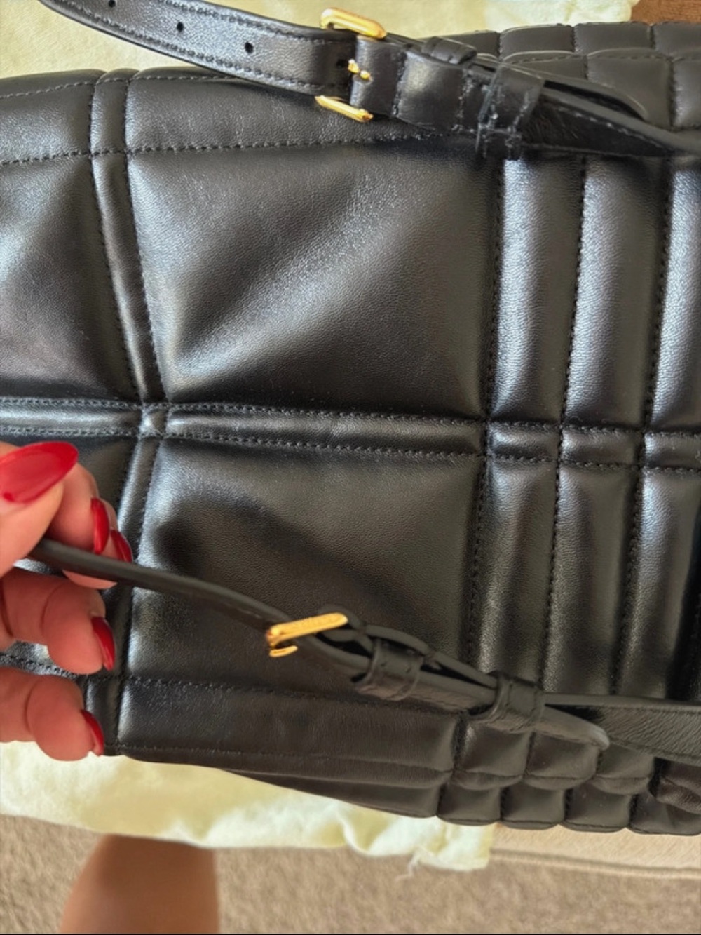 Burberry Black Quilted Leather Bucket Bag with Gold Chain and TB Logo - Picture 3 of 7